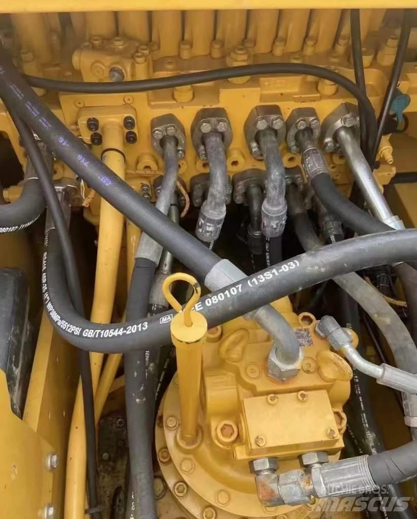 CAT 320 D 大型油圧ショベル12t以上（パワーショベル・ユンボ）