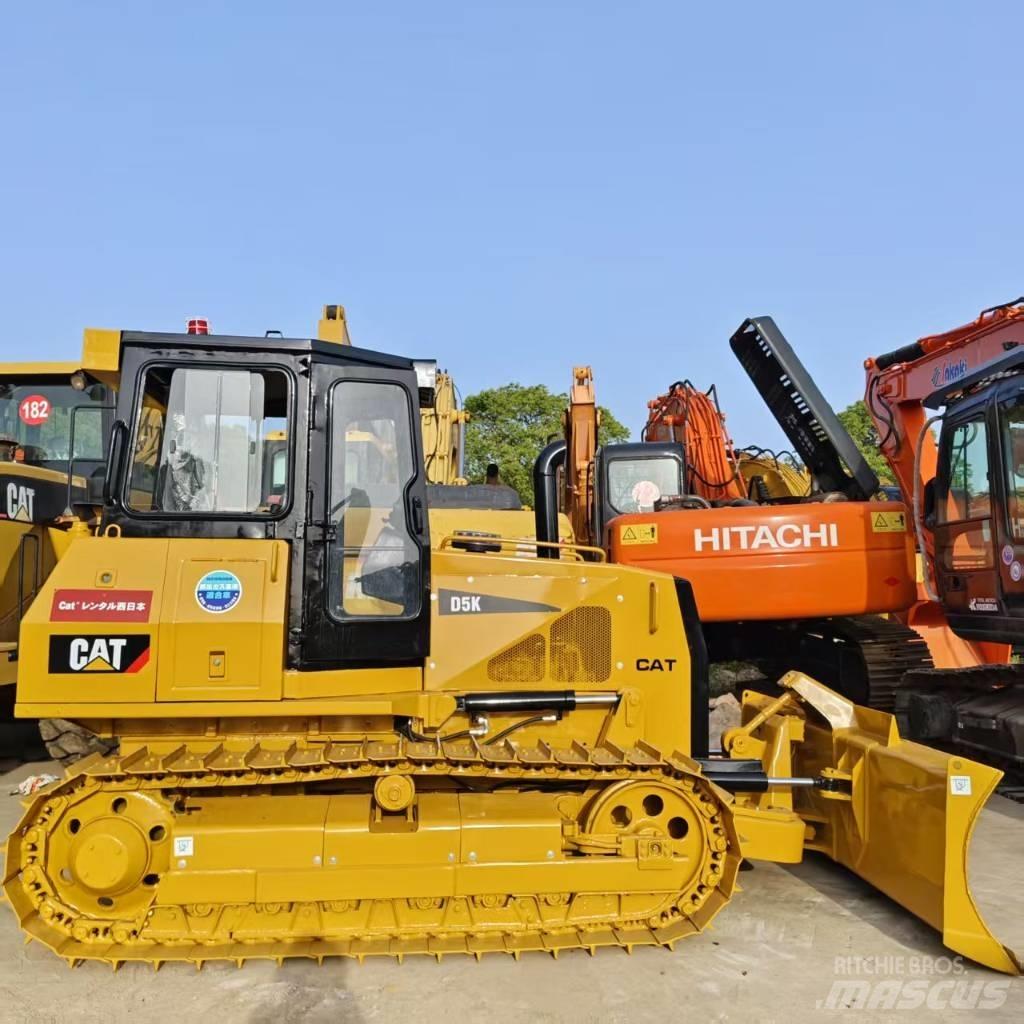CAT D 5 K ブルドーザー