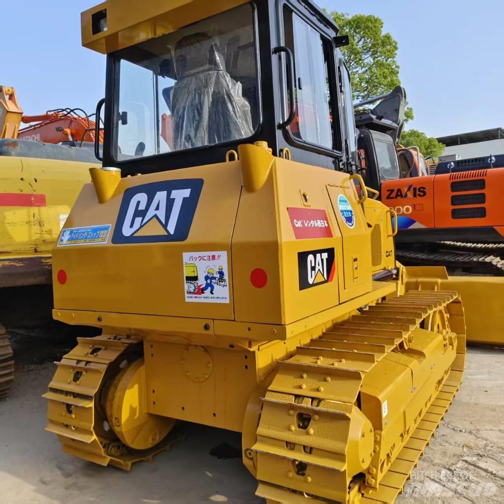 CAT D 5 K ブルドーザー