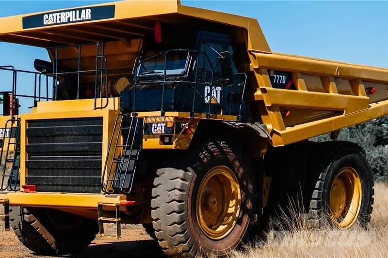 CAT 777D その他トラック