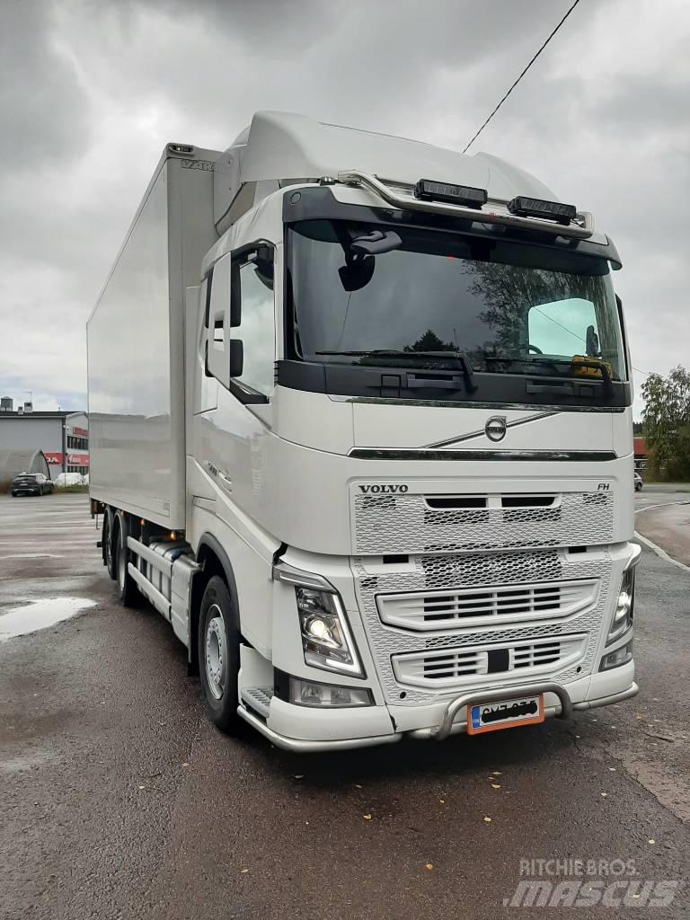Volvo FH 13 冷凍冷蔵車