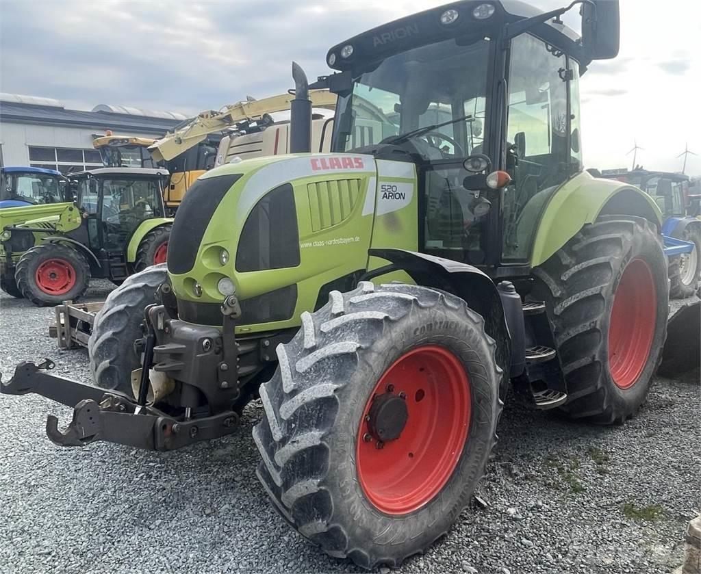 CLAAS Arion 520 トラクター