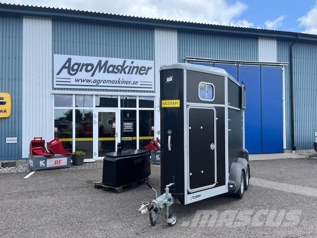 Ifor Williams HB403 家畜輸送用セミトレーラー