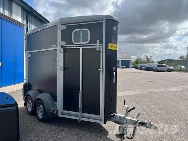 Ifor Williams HB403 家畜輸送用セミトレーラー