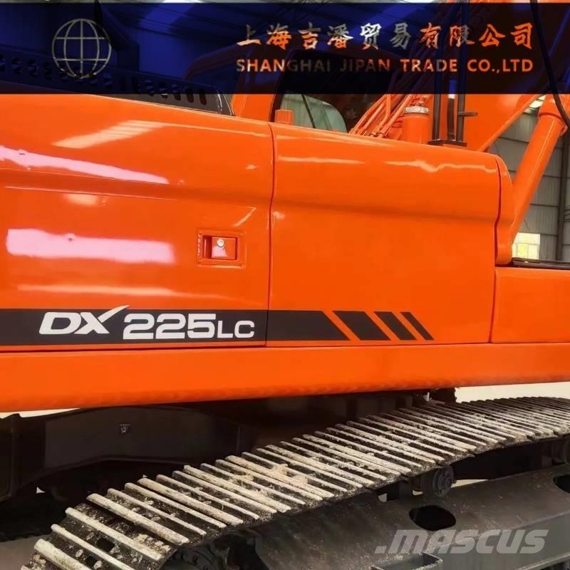 Doosan DX 225 LC SLR 大型油圧ショベル12t以上（パワーショベル・ユンボ）