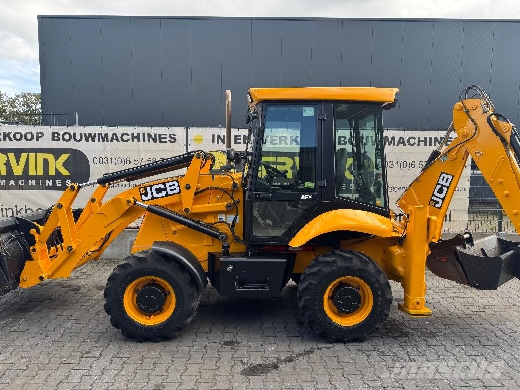 JCB 2 CX バックホーローダー