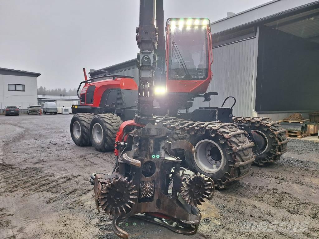 Komatsu 901 XC ハーベスター