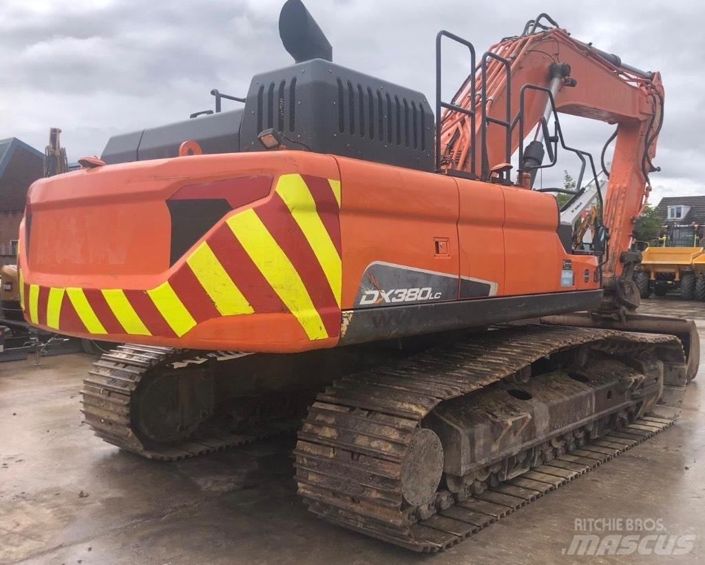 Doosan DX380LC-5 大型油圧ショベル12t以上（パワーショベル・ユンボ）