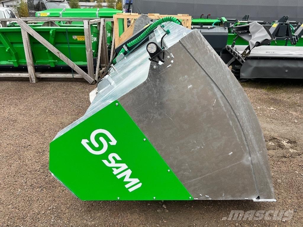 Sami SLD 18 砂と塩撒き専用車