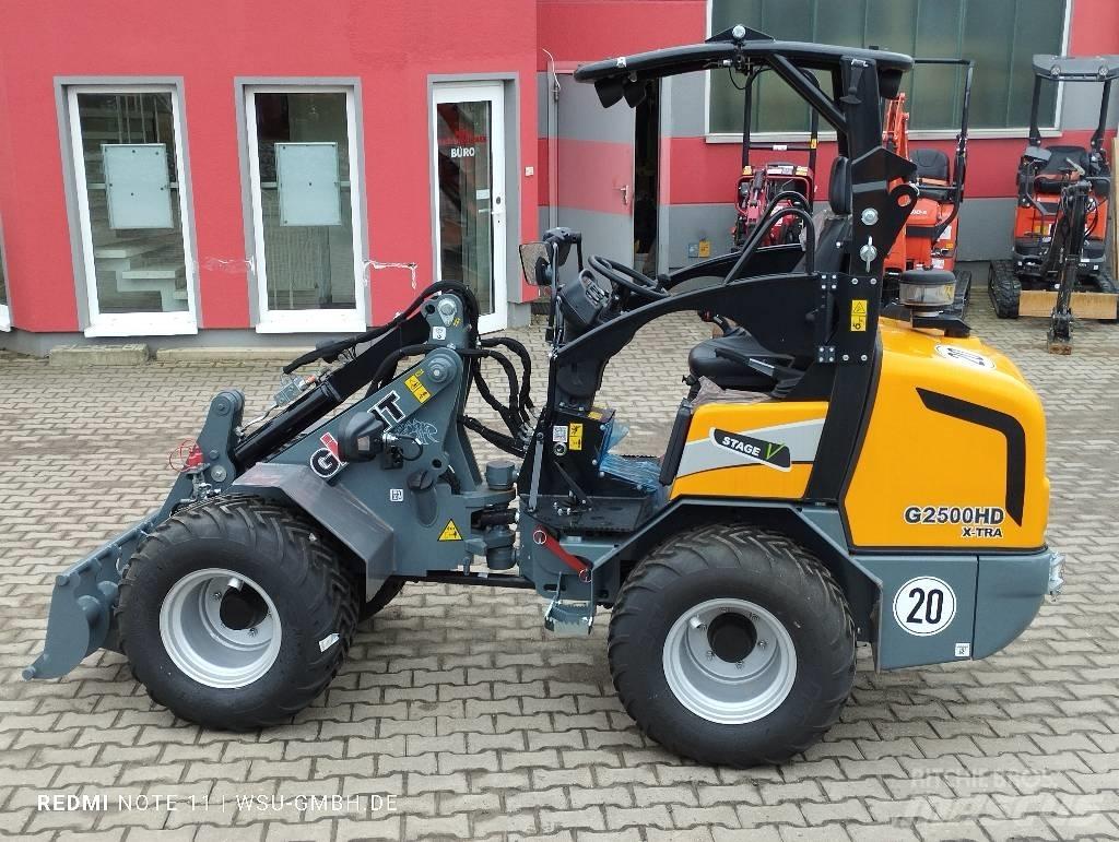 GiANT G2500 Xtra HD スキッドステアローダー