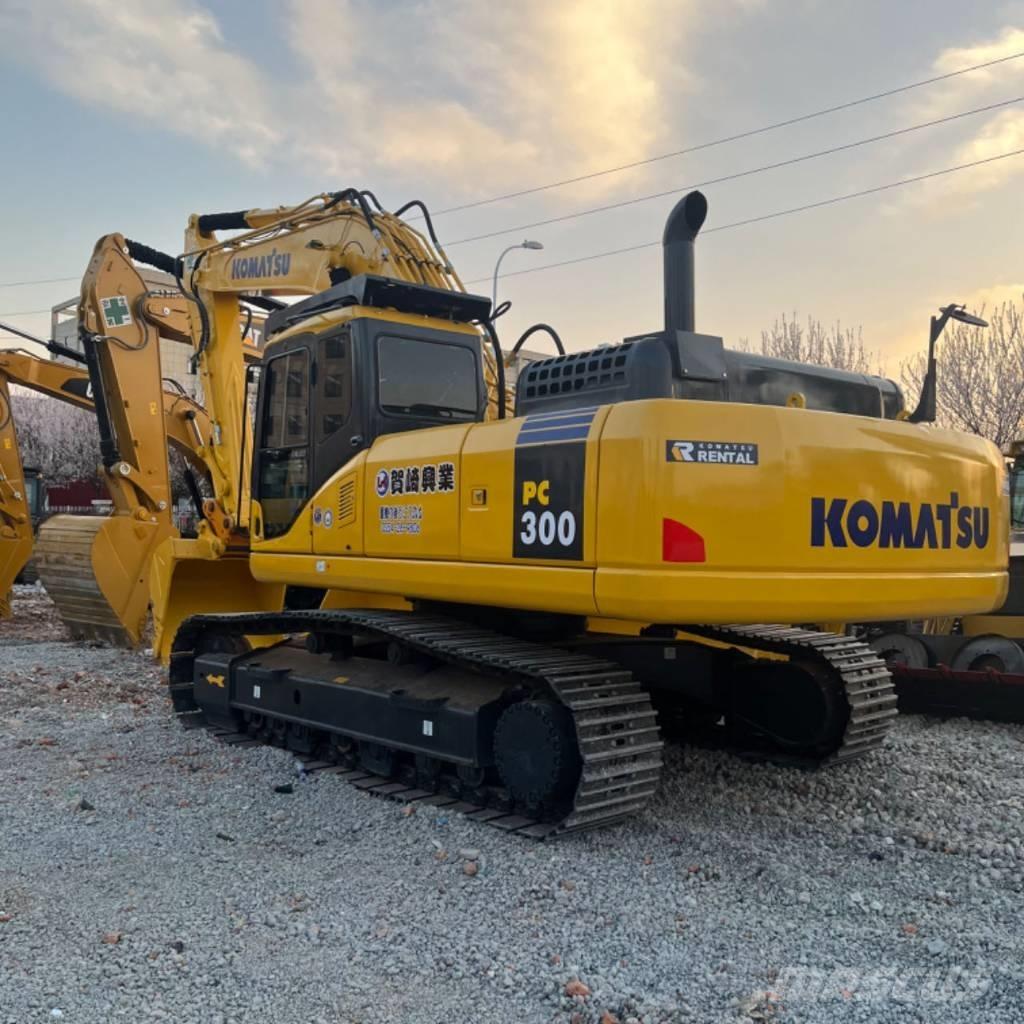 Komatsu PC 300 大型油圧ショベル12t以上（パワーショベル・ユンボ）