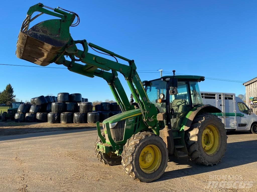 John Deere 5100R トラクター