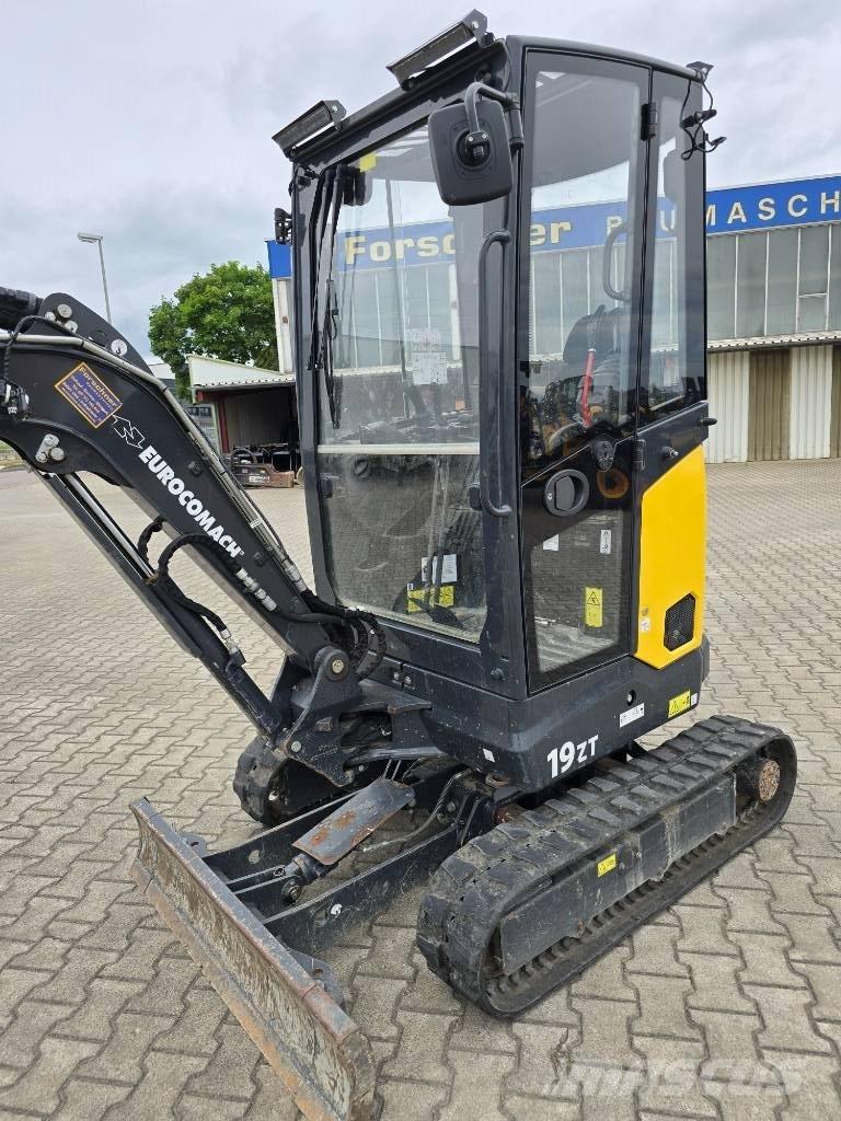 Eurocomach 19 ZT ミニ油圧ショベル 7t以下（ミニユンボ・ミニディガー）