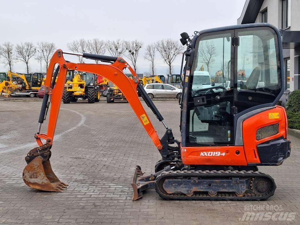 Kubota KX 019-4 ミニ油圧ショベル 7t以下（ミニユンボ・ミニディガー）