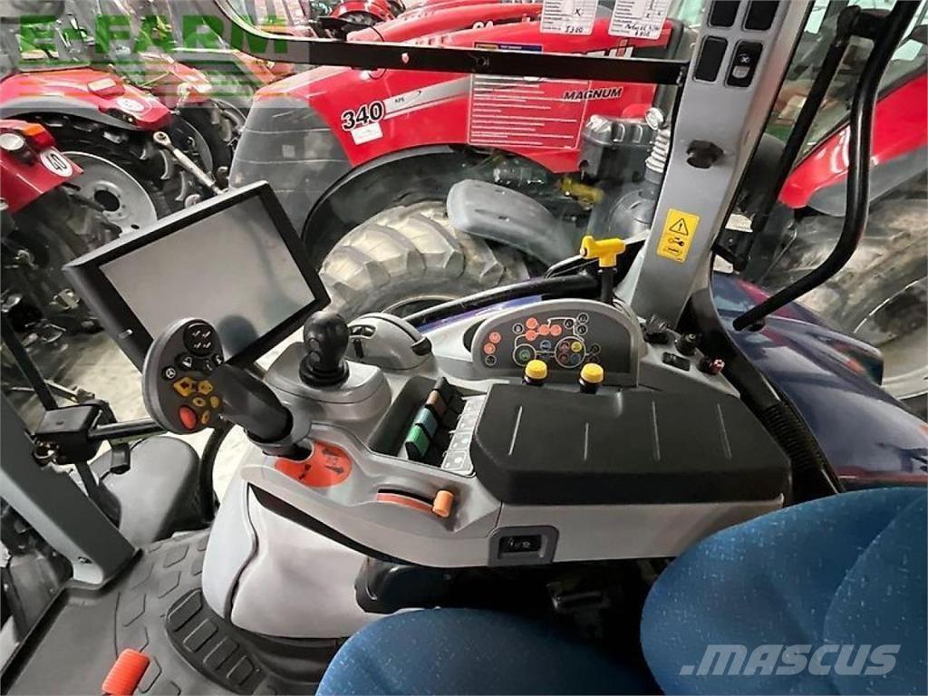 New Holland t7.210 トラクター