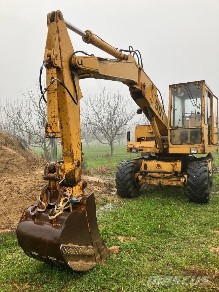 Liebherr A 901 C ホイール式油圧ショベル（パワーショベル・ユンボ・バックホー）