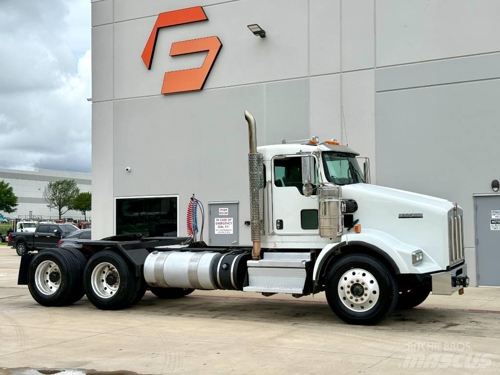 Kenworth T 800 中古トラクターヘッド | トレーラーヘッド