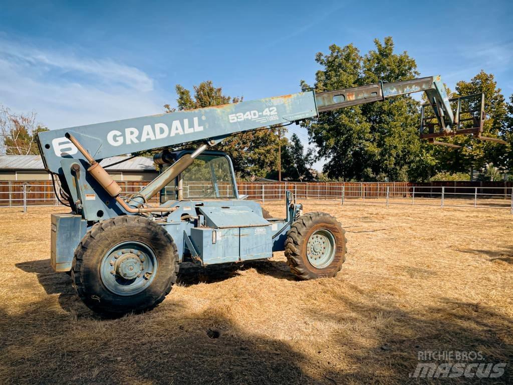 Gradall 534 D-6-42 テレスコーピックハンドラー