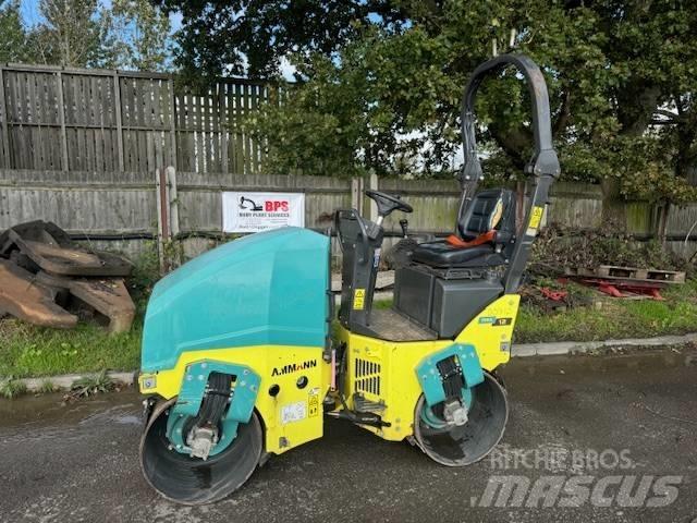 Ammann ARX 12 タンデムローラ