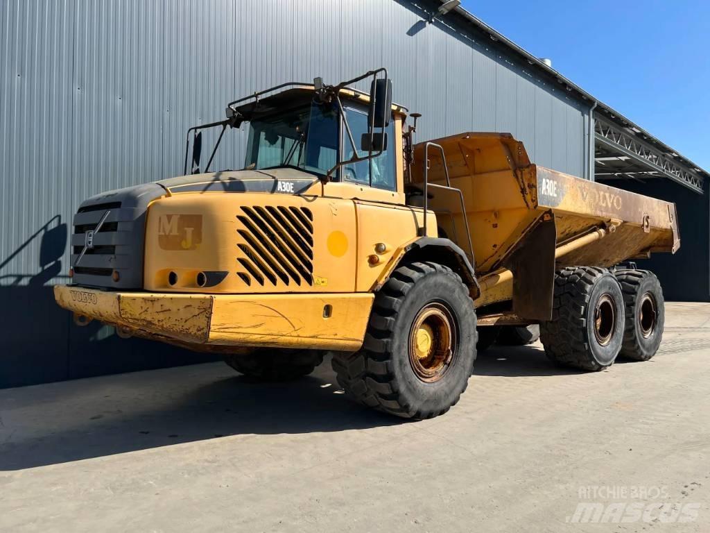Volvo A30E アーティキュレート式ダンプトラック