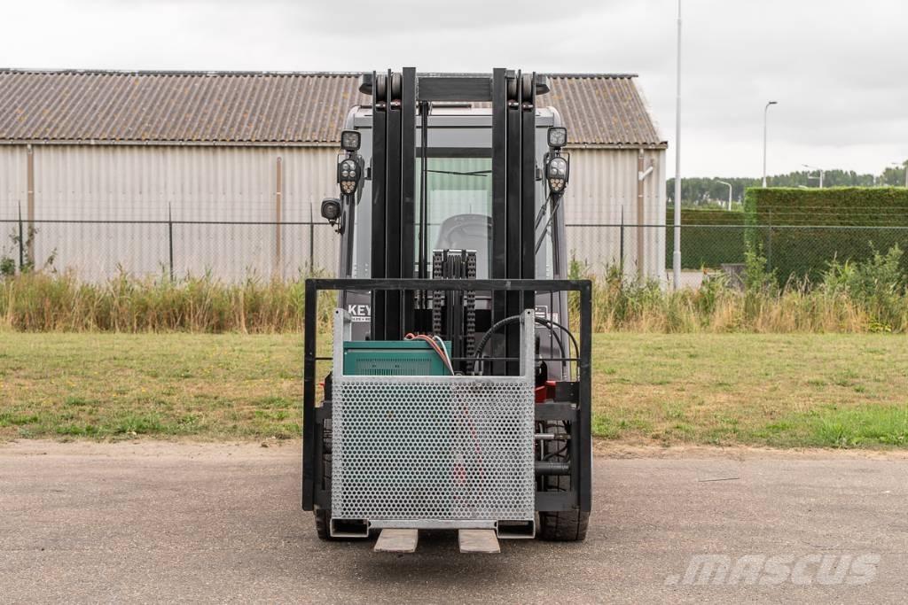 Manitou ME 450 バッテリーフォークリフト