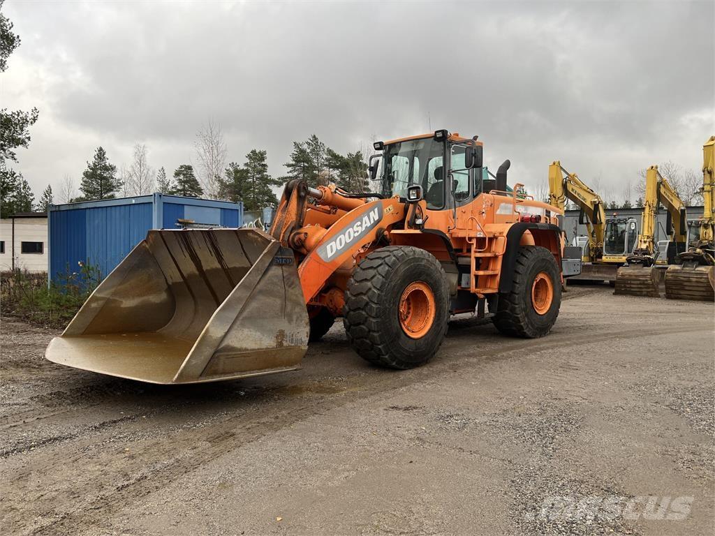 Doosan DL450 ホイールローダー・タイヤショベル