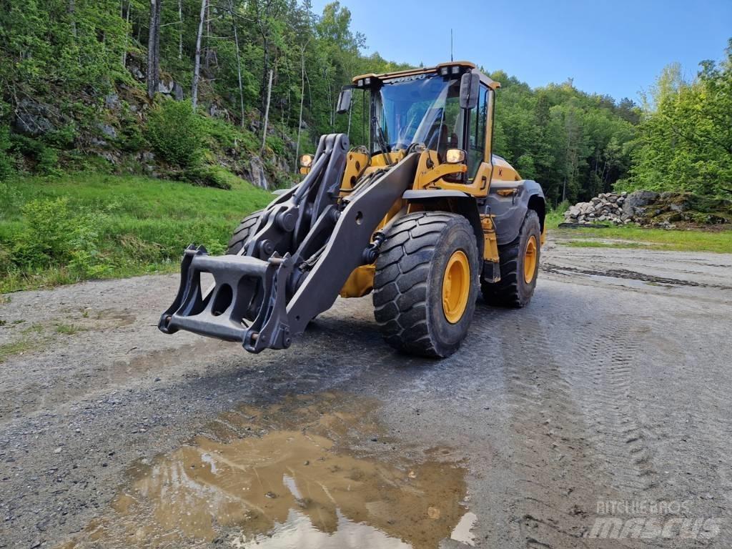 Volvo L 110 H ホイールローダー・タイヤショベル