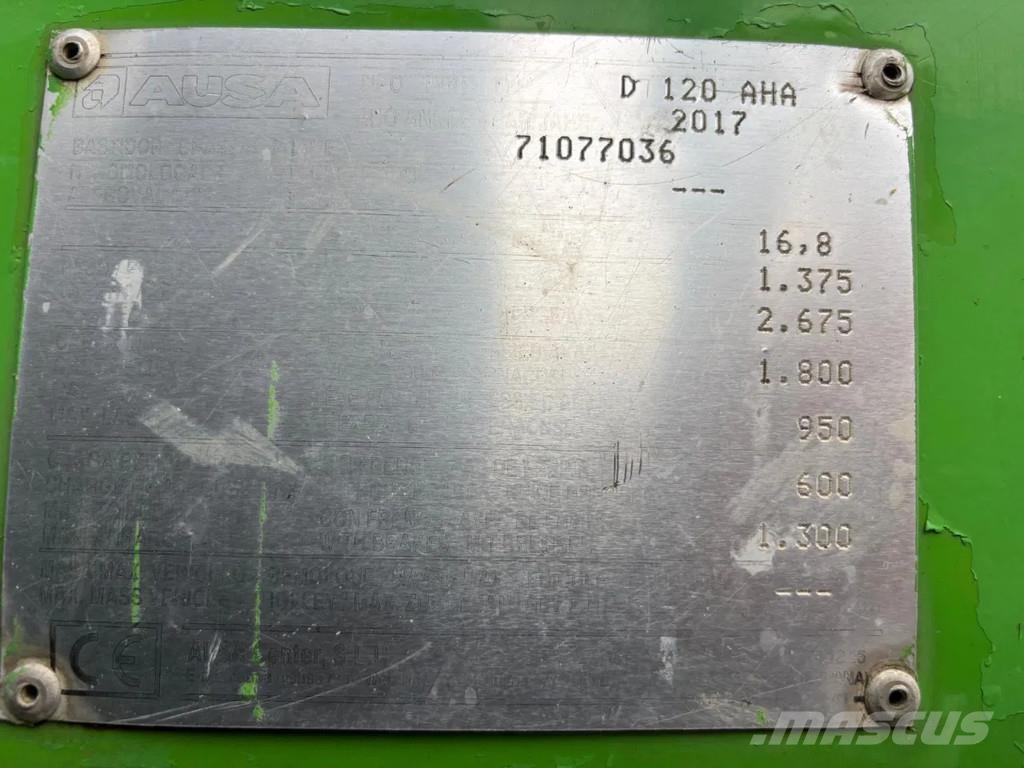 Ausa D120AHA アーティキュレート式ダンプトラック