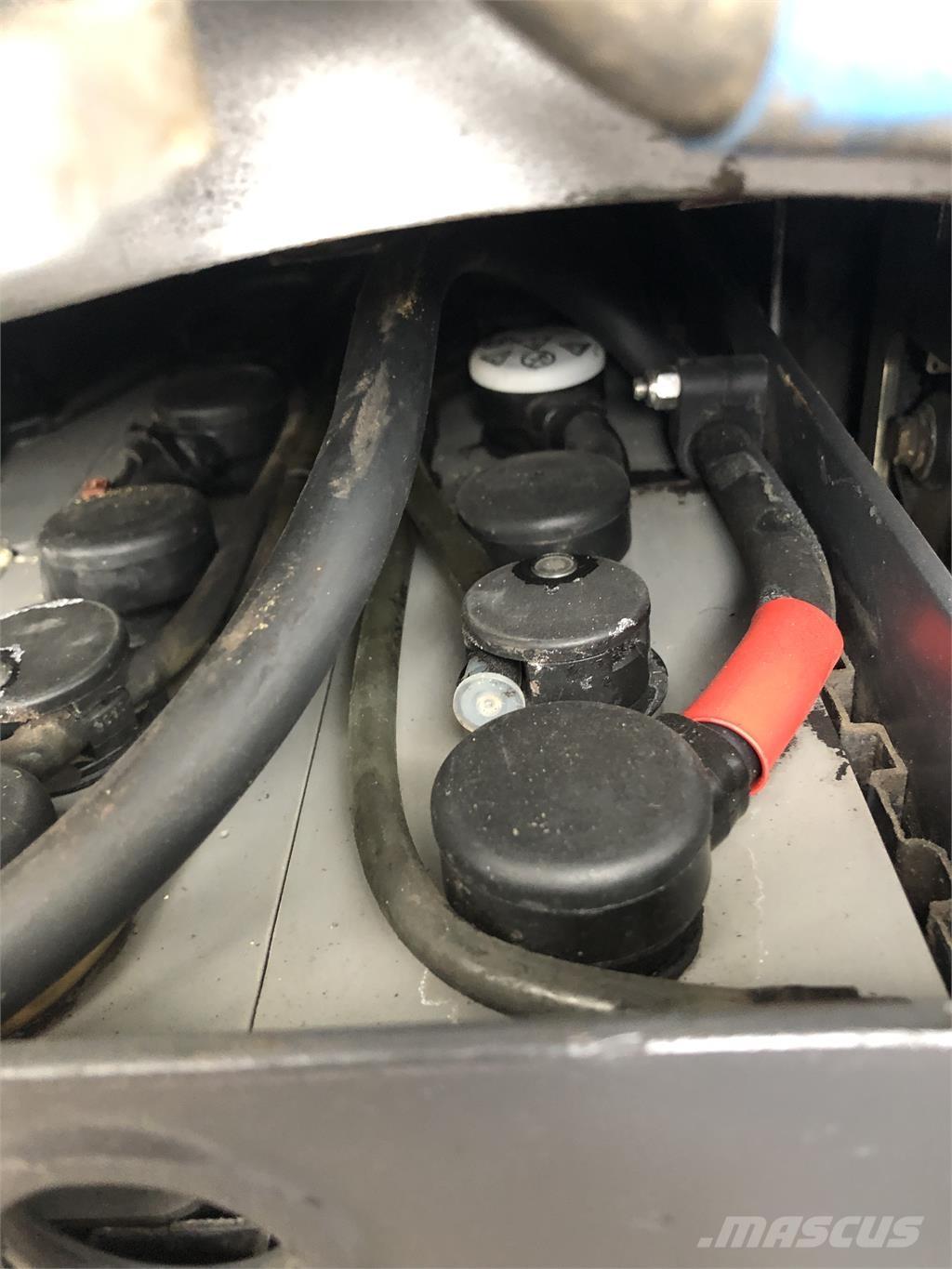 Still RX20-18 バッテリーフォークリフト