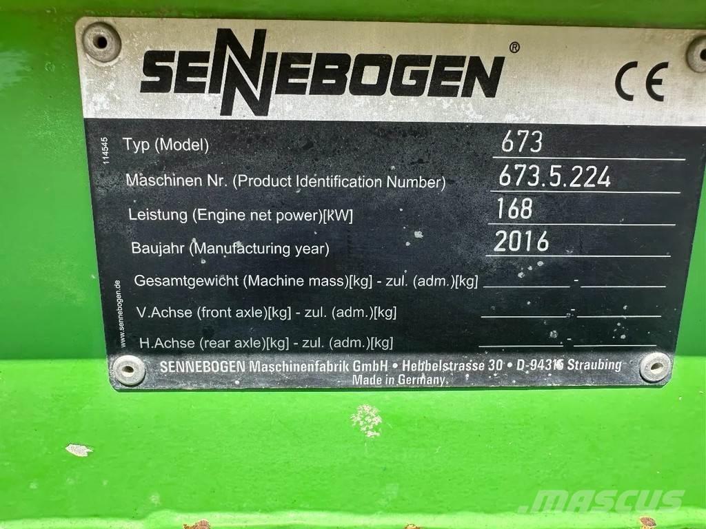 Sennebogen 673R クローラクレーン