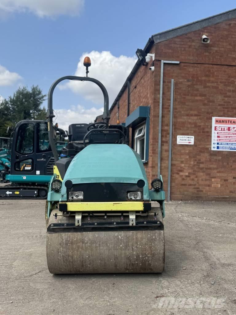 Ammann ARX 26 タンデムローラ