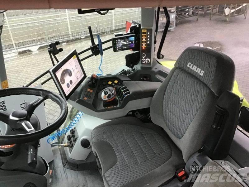 CLAAS AXION 930 トラクター