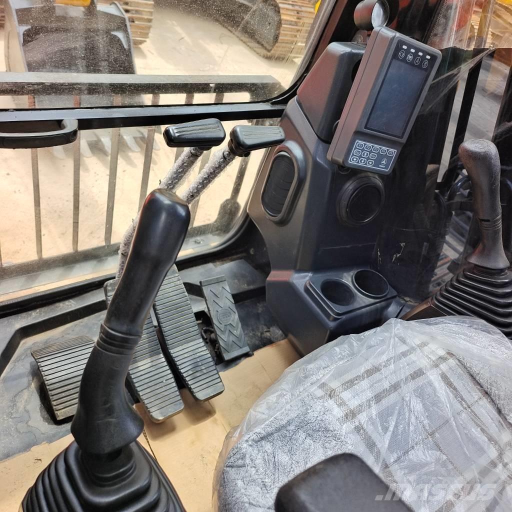 Sany SY 135 C 大型油圧ショベル12t以上（パワーショベル・ユンボ）