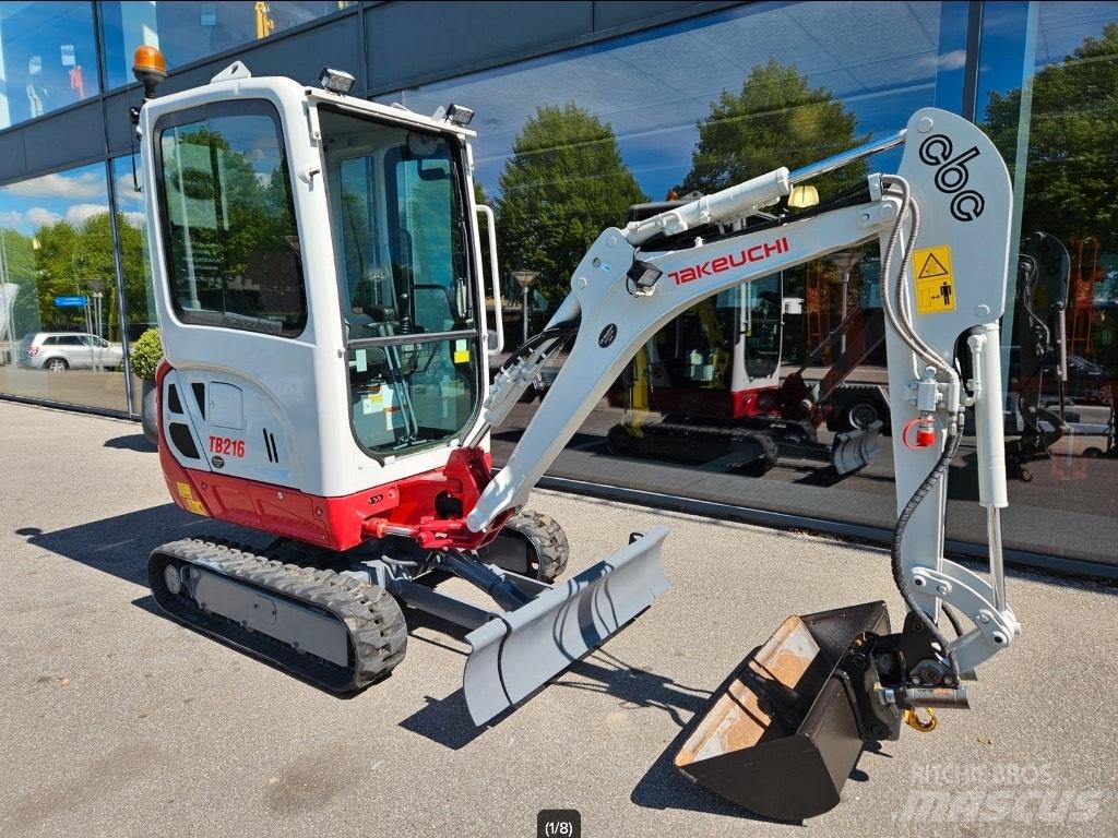 Takeuchi TB 216 ミニ油圧ショベル 7t以下（ミニユンボ・ミニディガー）