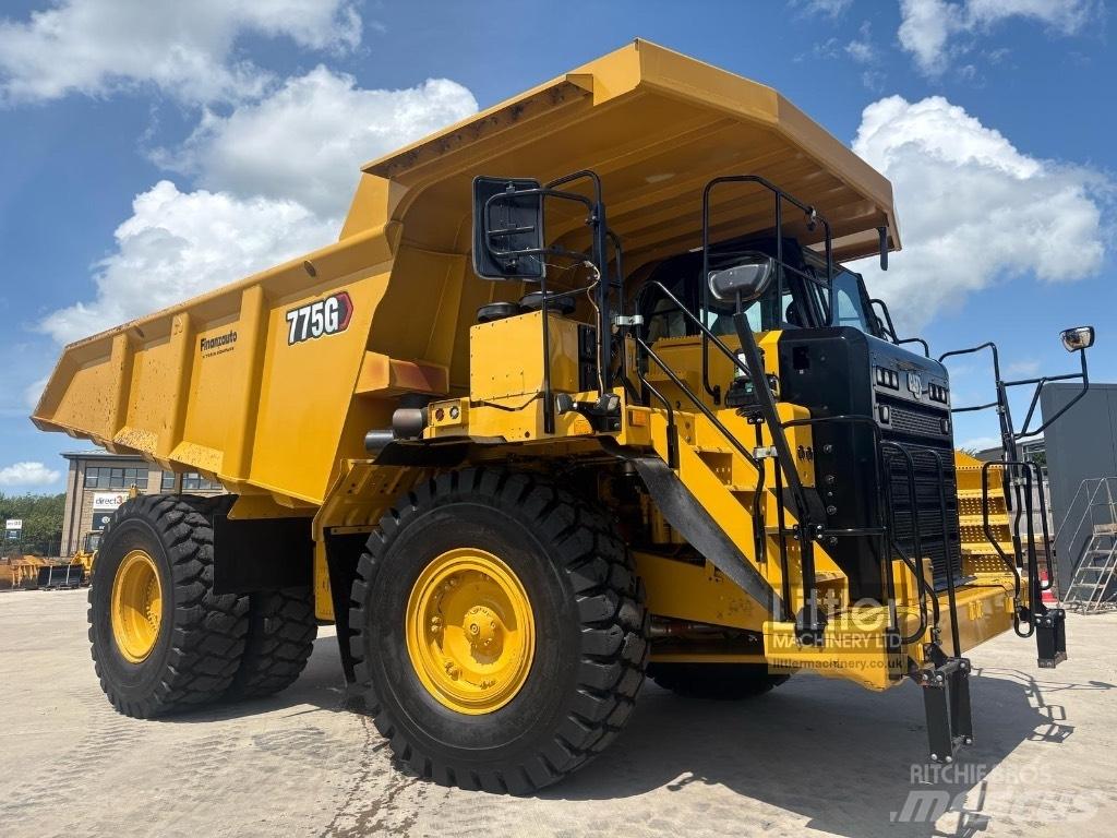 CAT 775 G リジットフレーム式ダンプトラック