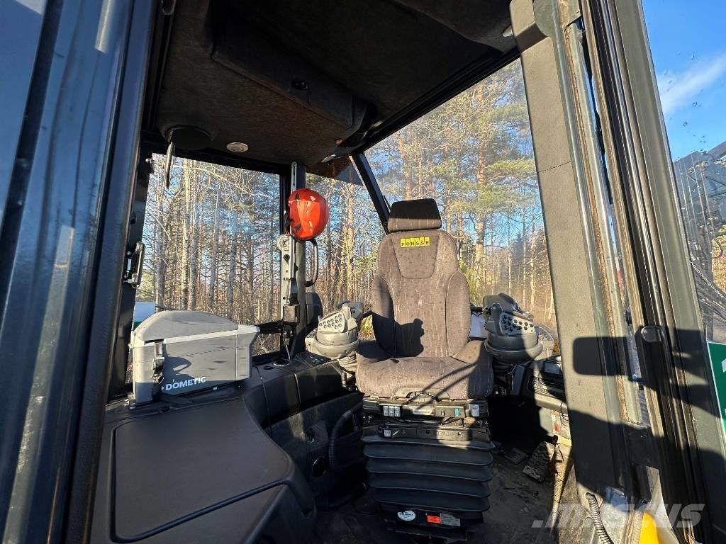 Ponsse Ergo 8W ハーベスター