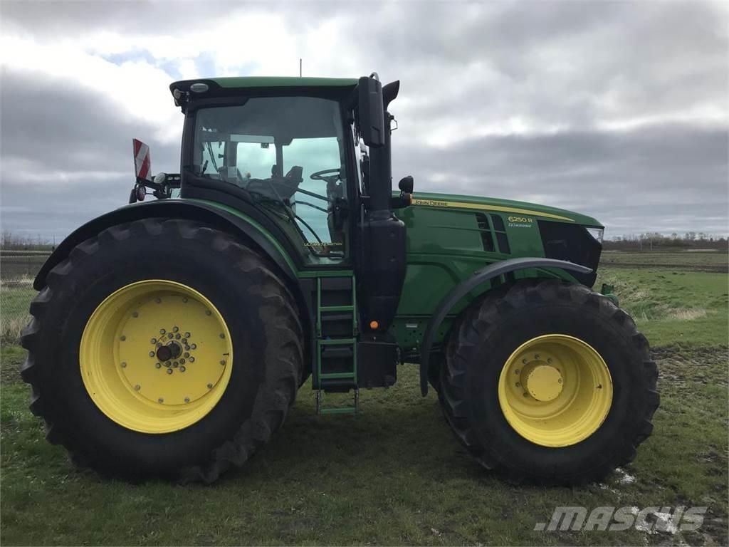 John Deere 6250R トラクター