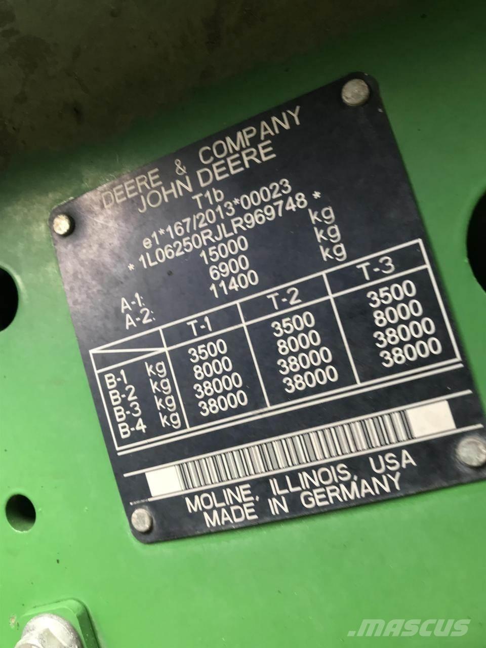 John Deere 6250R トラクター