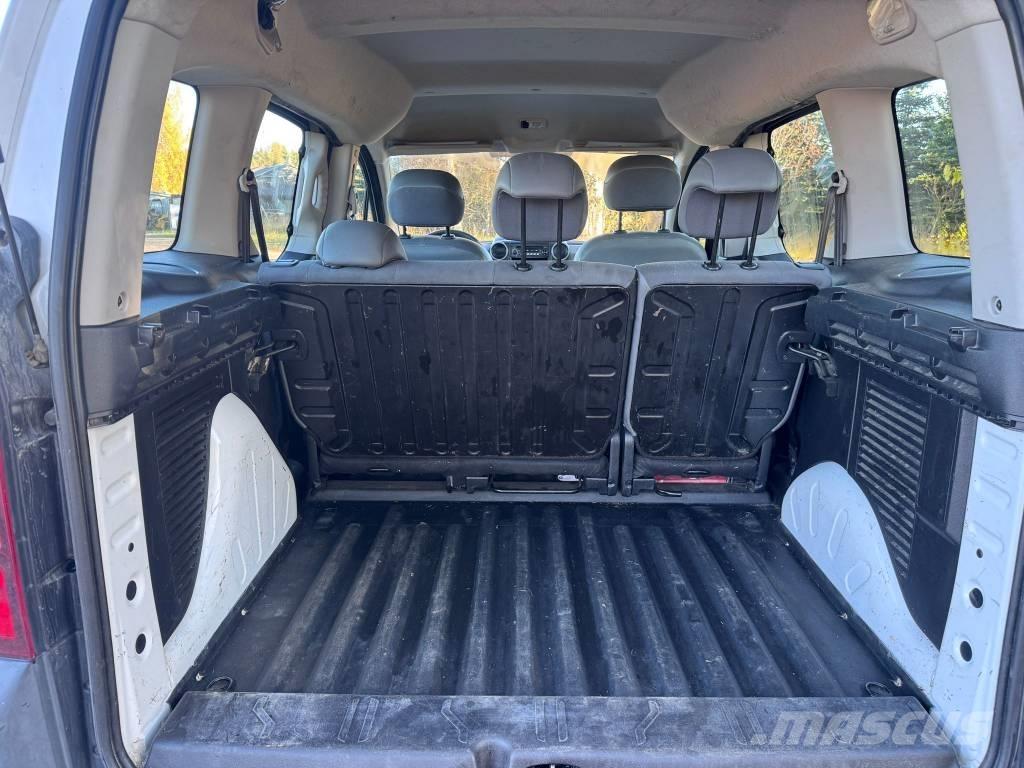 Citroën Berlingo 自動車