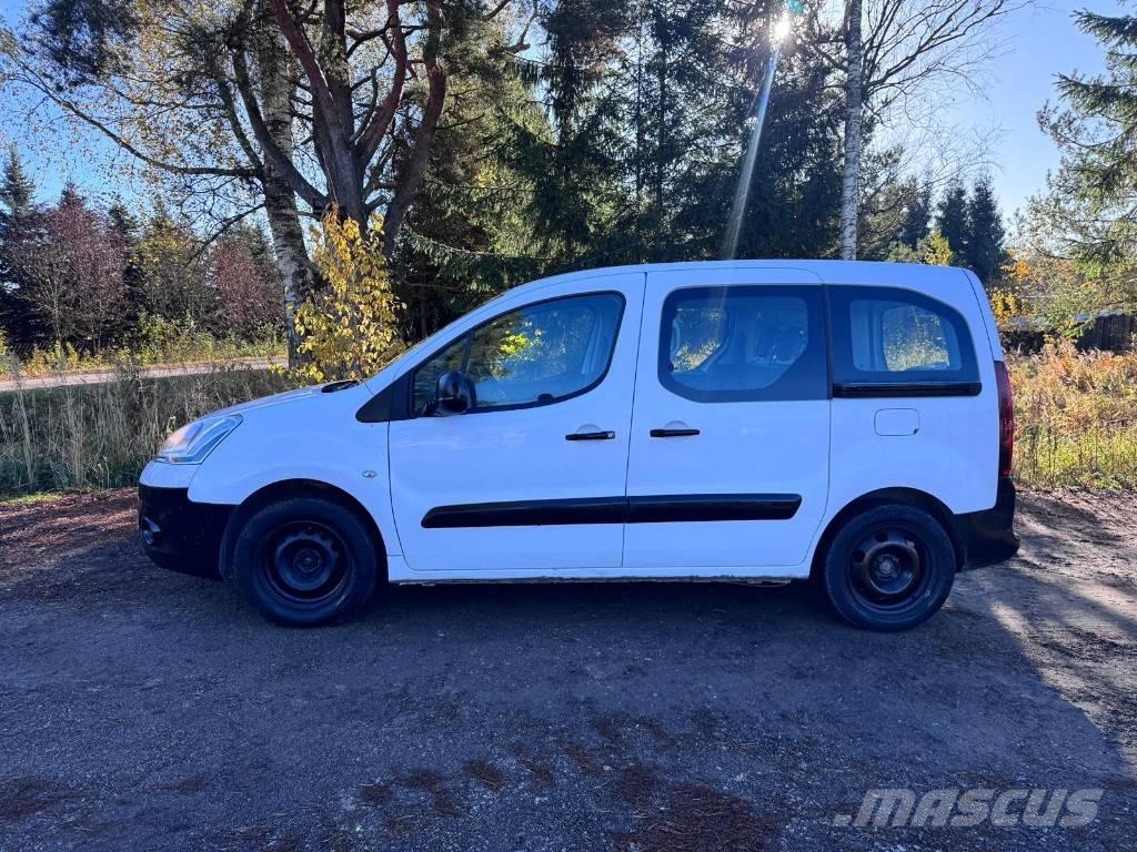 Citroën Berlingo 自動車