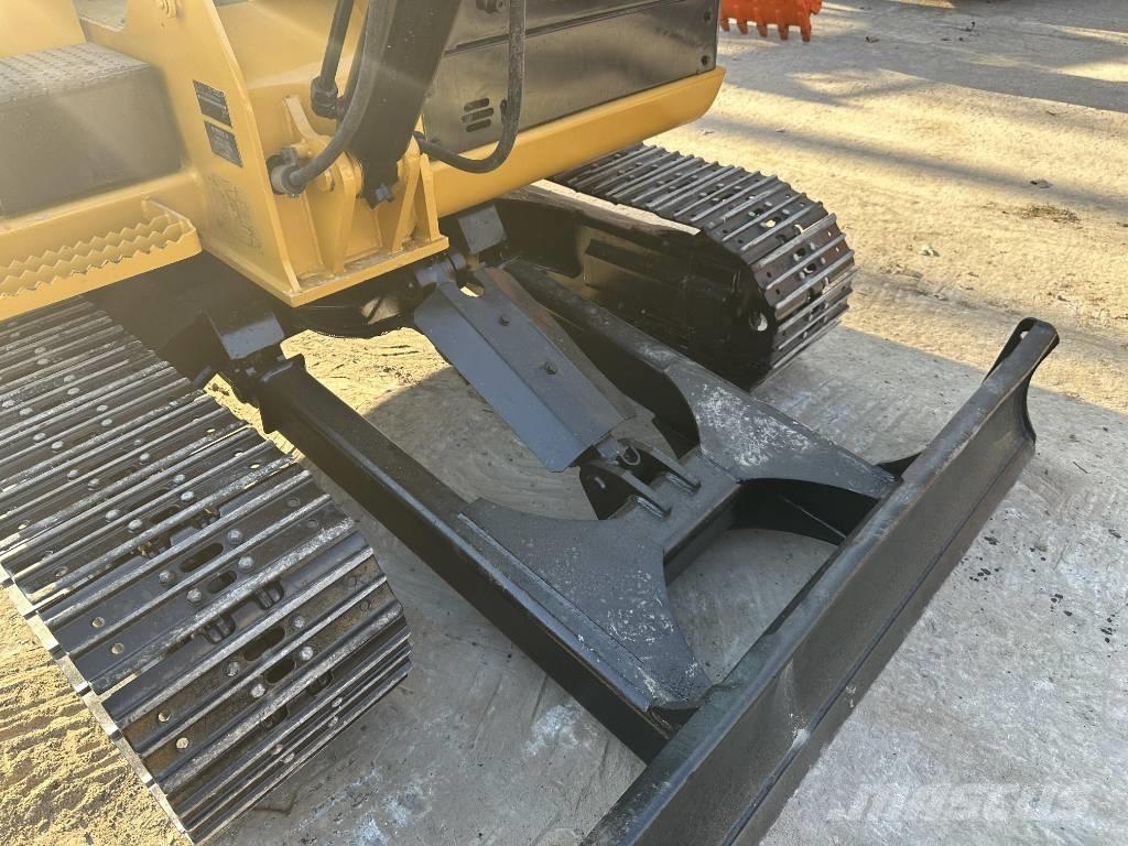 CAT 305.5E 大型油圧ショベル12t以上（パワーショベル・ユンボ）