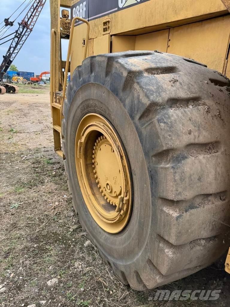 CAT 988F ホイールローダー・タイヤショベル