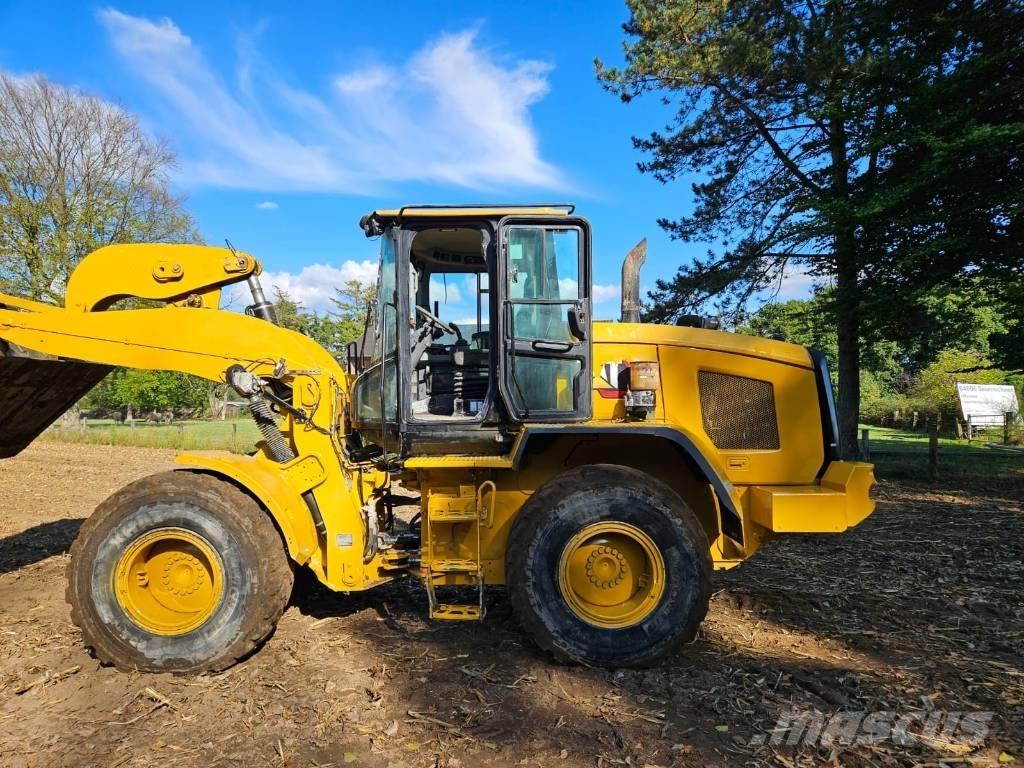 CAT 930 M ホイールローダー・タイヤショベル