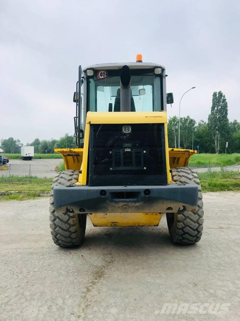 New Holland W 110 B ホイールローダー・タイヤショベル