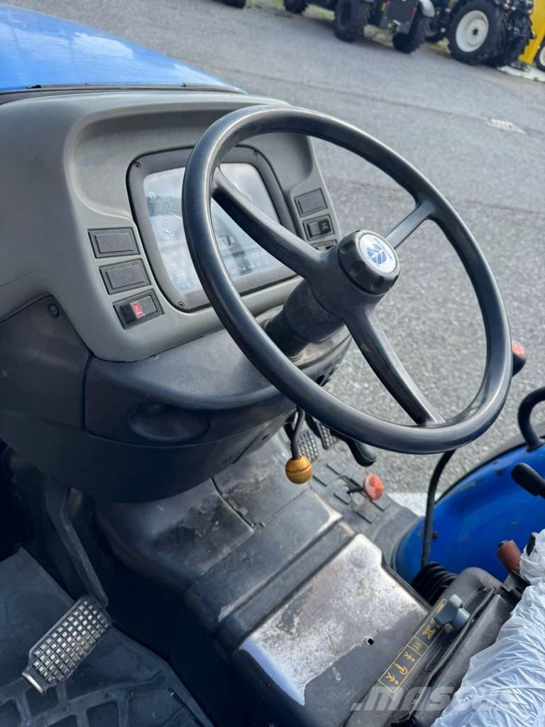New Holland TN75 NA トラクター