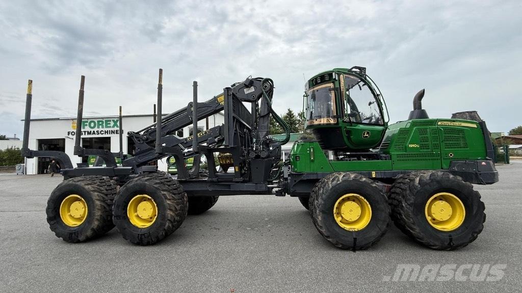 John Deere 1910G フォワーダー