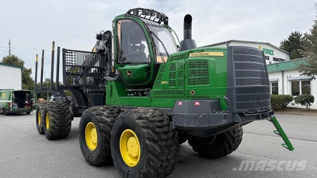 John Deere 1910G フォワーダー