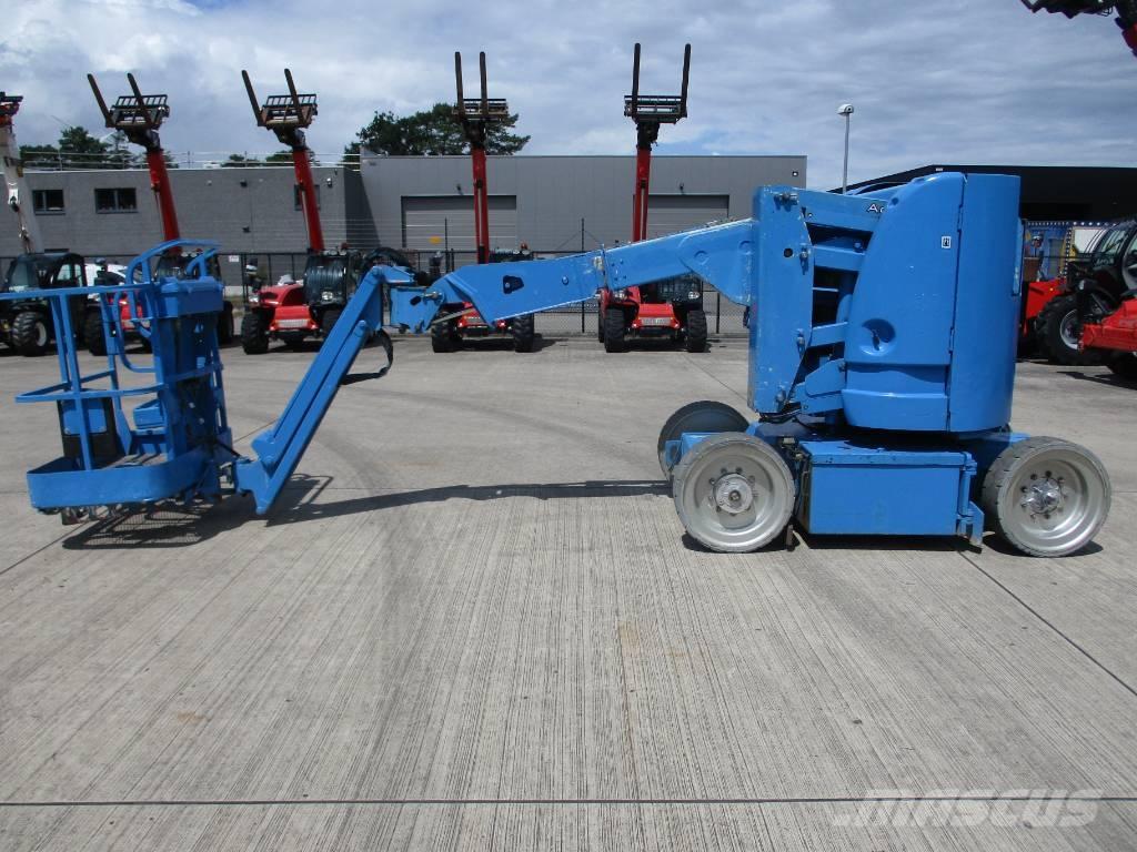 JLG E300AJP (180) 小型自走式ブームリフト