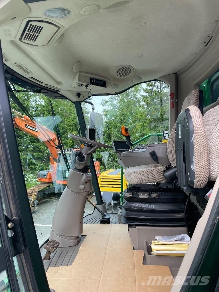John Deere W 540 コンバイン