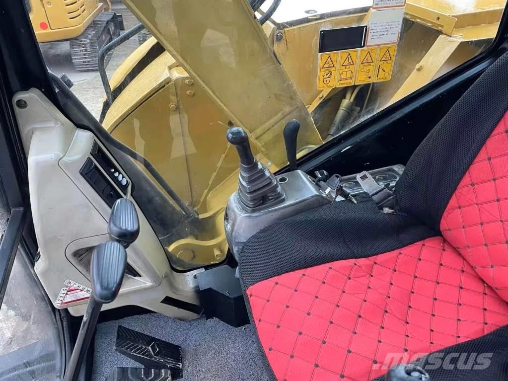 CAT 308 C CR 中型油圧ショベル 7ｔ-12ｔ（ユンボ・パワーショベル・バックホー）